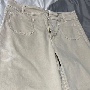 Women's Wide Leg Pants in Cream